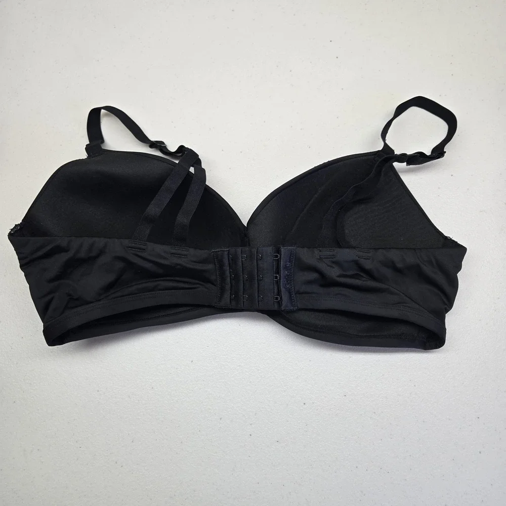 Kindly Yours Women Bra 38D Black T Shirt Wireless Lightly Lined Adjustable Strap